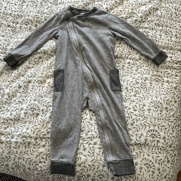 NWOT zip up - Picture 1 of 3